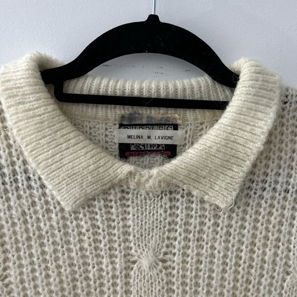 ❌SOLD ❌ Vintage Sweater - Picture 6 of 14